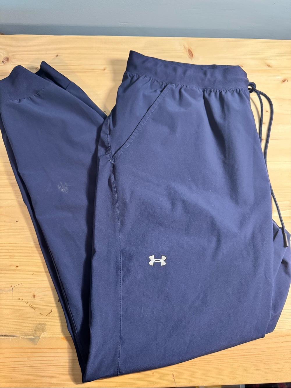 Under Armour womens Navy Performance Jogger Pants